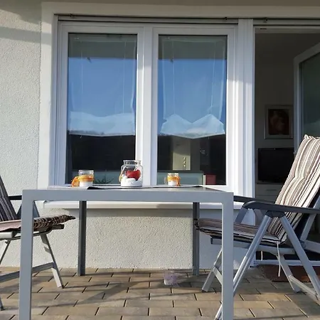 Ferienwohnung Weinbergblick Apartment *